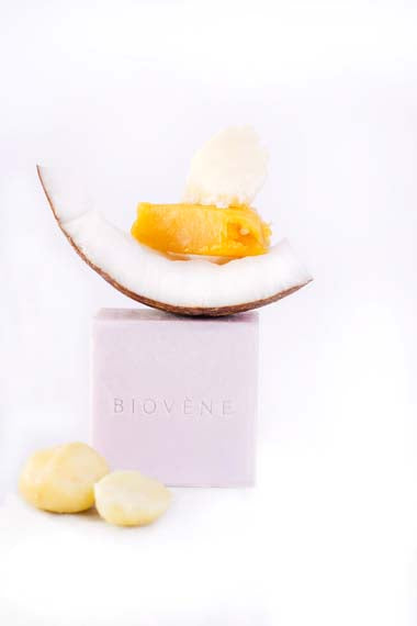 DAMAGE CONTROL Coconut & Keratin Solid Shampoo Bar